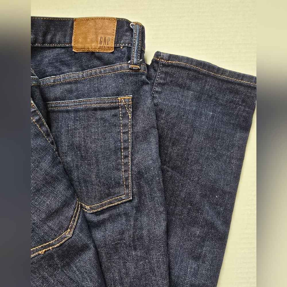 GAP Men's Skinny Jeans  - 31x30 - (Measures 31x29) - Picture 2 of 10